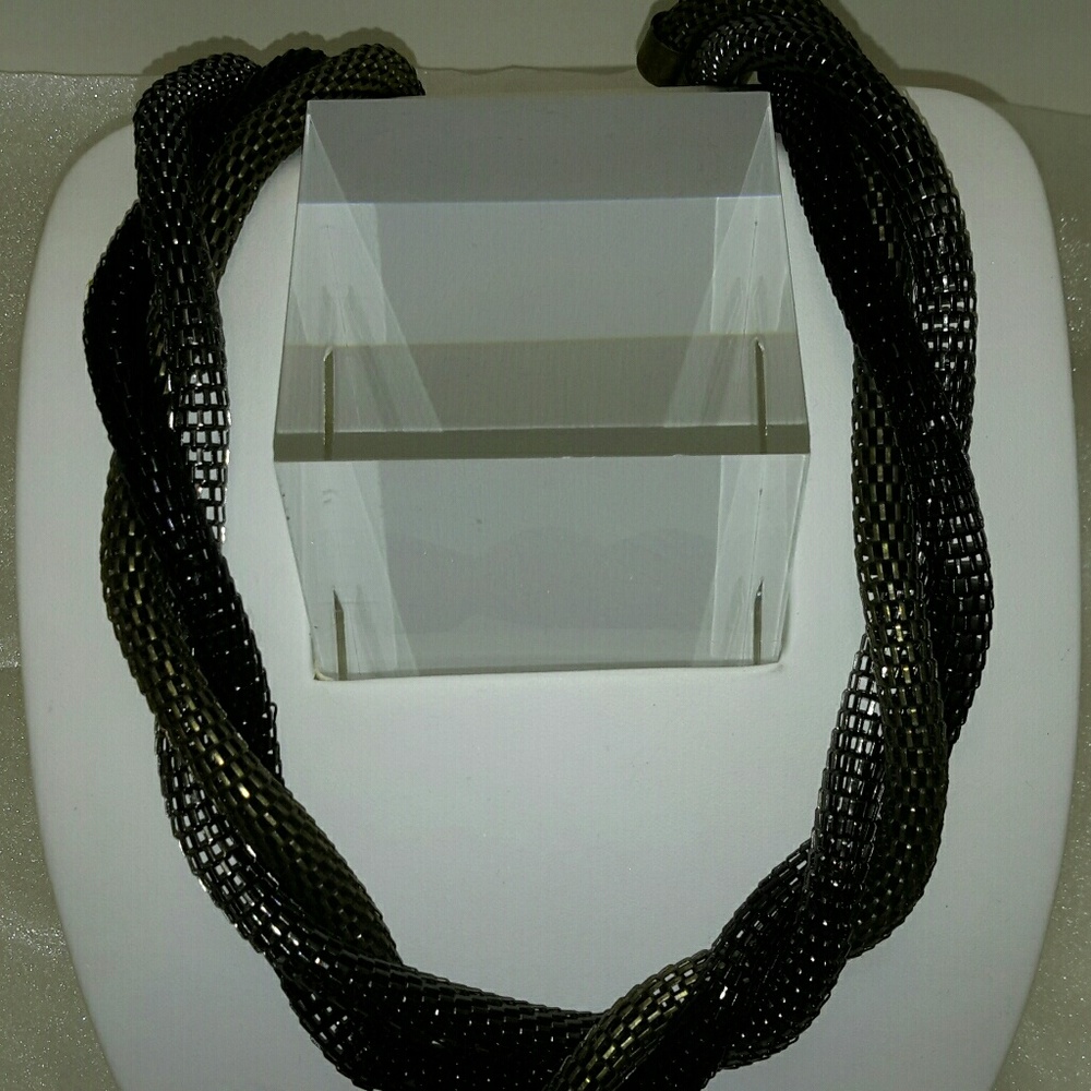 MESH TUBE NECKLACE